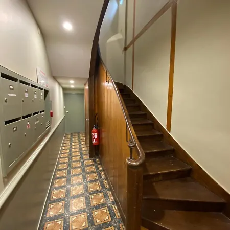 21 Dupaty Le Studio Apartment *
